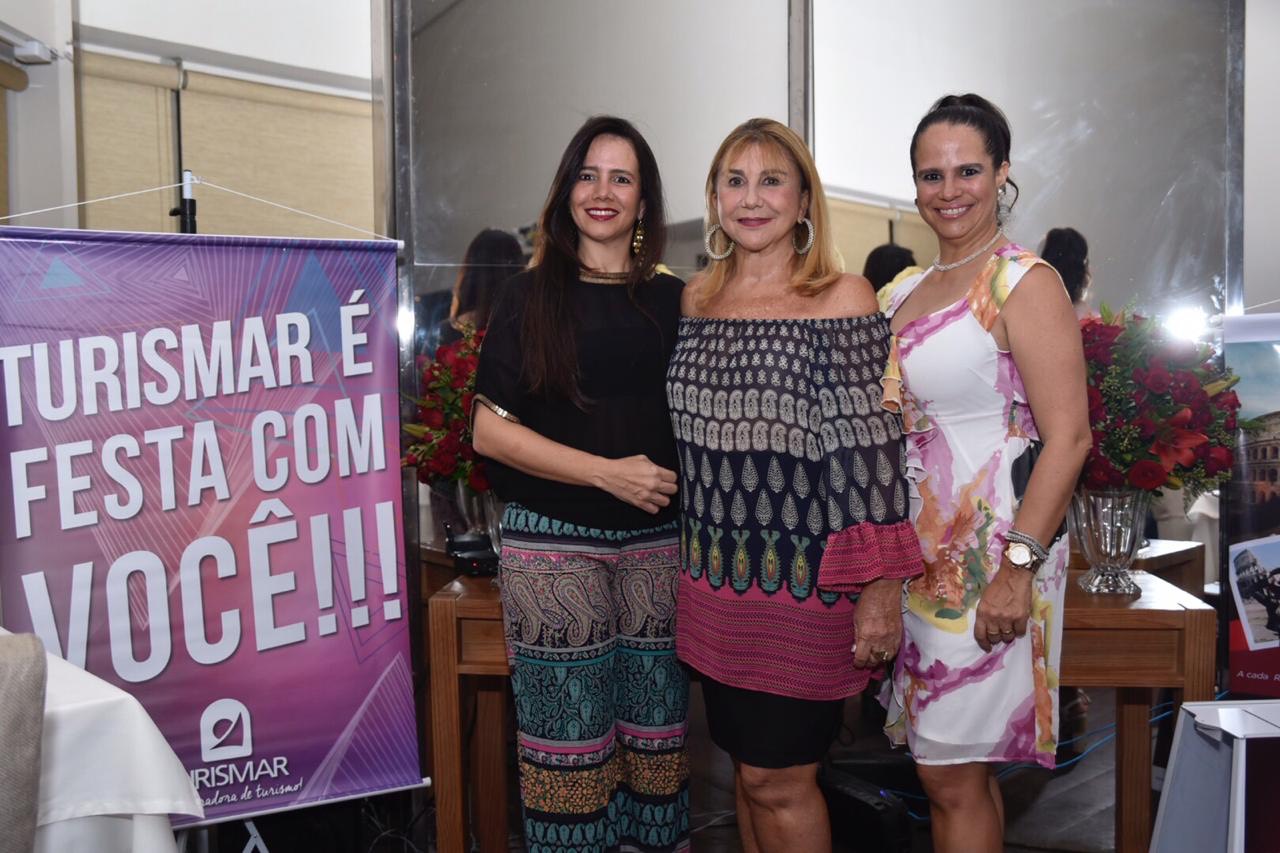  Mayra Carvalho, Marlove Araújo e Maxia Calmon             