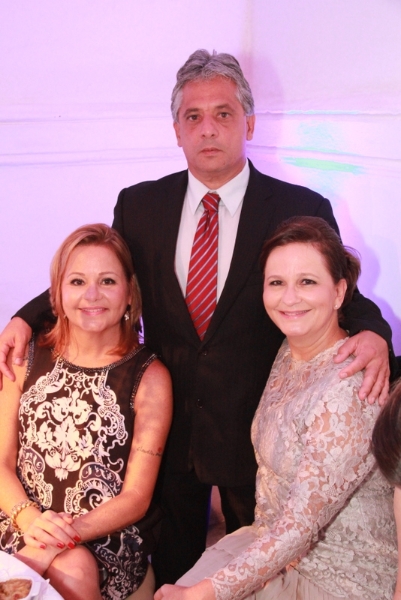Antonio Firmo Leal, Bernadete Tavares e Veronica Tavares