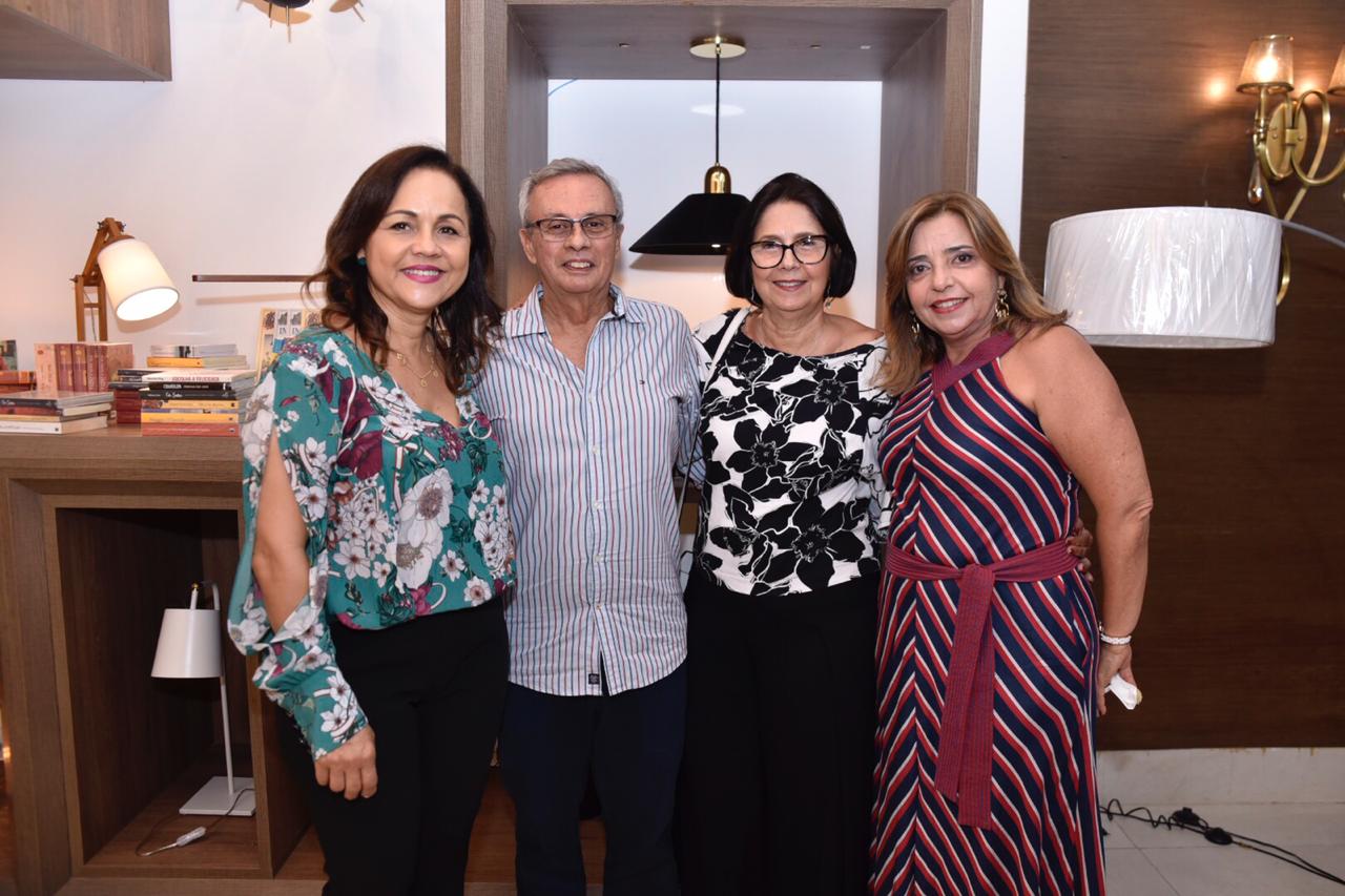 Marcia Leal, Olívio Barreto, Marta Valença e Marilda Andrade Menezes  