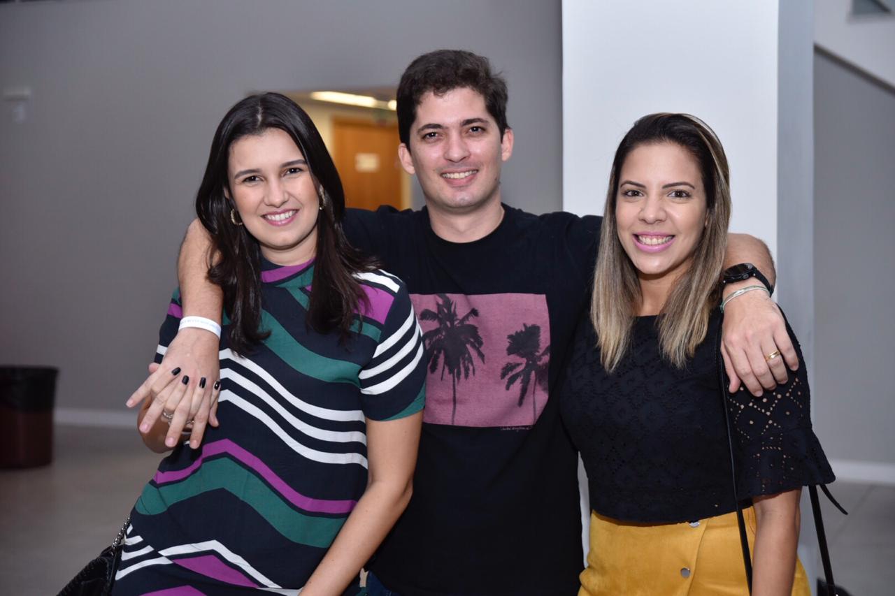  Juliana Athayde, José Neto e Juliana Magalhães 