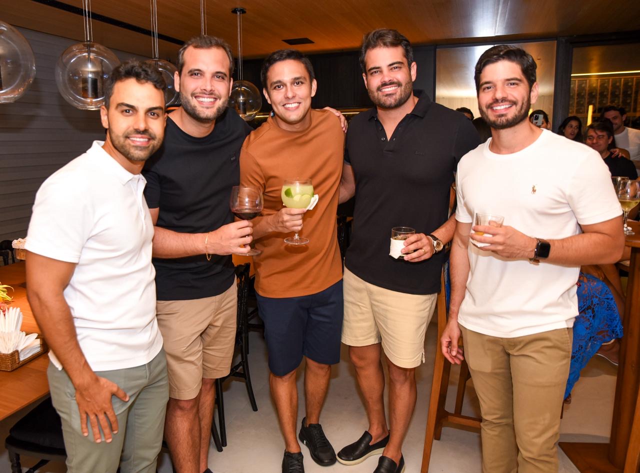 José Fernando Ferreira, Hugo Copello, João Paulo Moraes, Felipe Araújo e Alexandre Mazzafera            