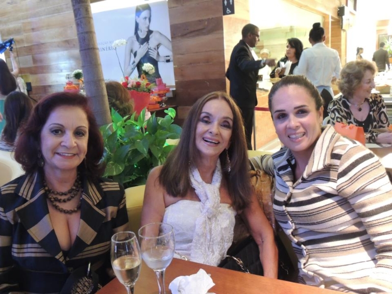 Moema Pitanga, Verinha Luedy e Juliana Dourado