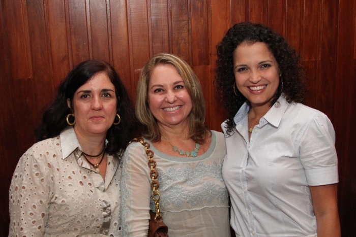 Delvone Almeida, Helita Azevedo e Tatiana Amorim