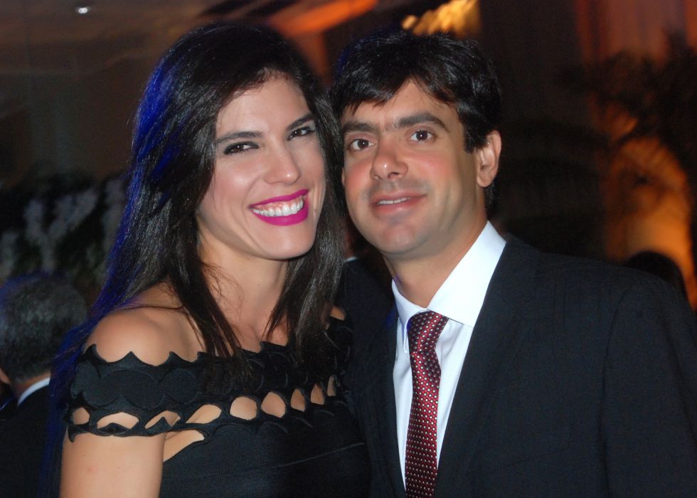 Ana Coelho e Tiago Correia circulam por SP 