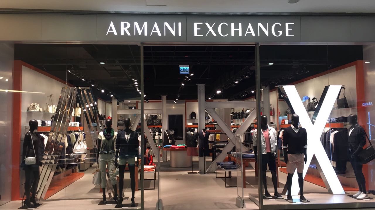 Armani Exchange abre loja nova no Salvador Shopping