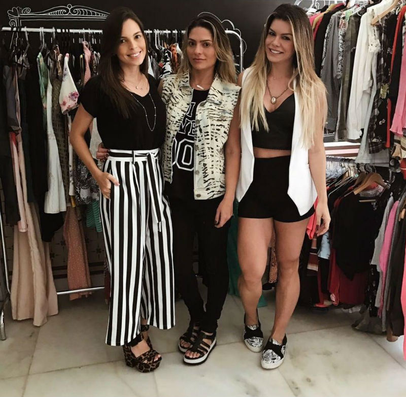 Carol Lisboa, Cris Rocon e Julia Sampaio promovem bazar