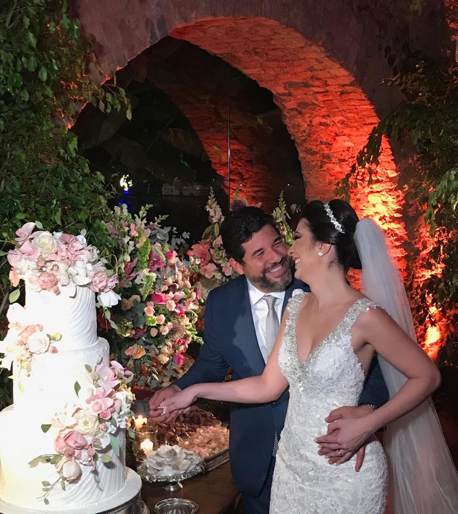Danielle e Josedir Barreto casaram-se no Amado