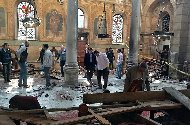 Sobe número de vítimas em ataque a mesquita no Egito