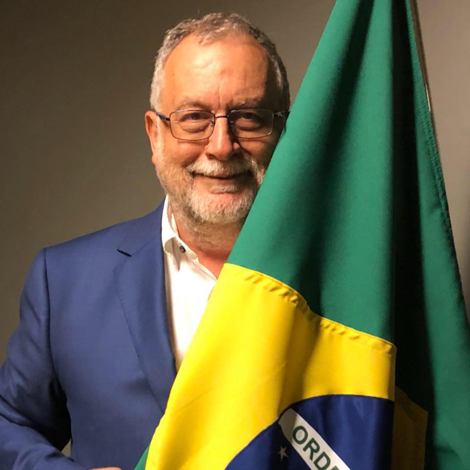 Enrique Martín-Ambrosio é o novo cidadão brasileiro. Aos detalhes! 