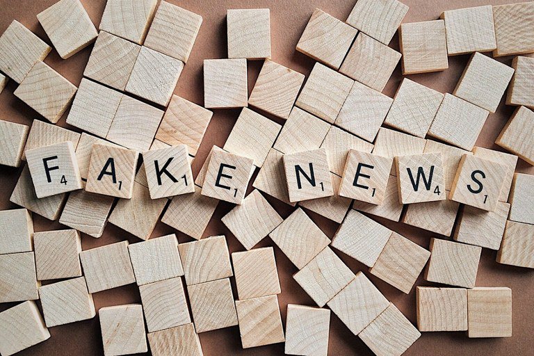 Fake news é o tema do ”Canal Livre” do próximo domingo