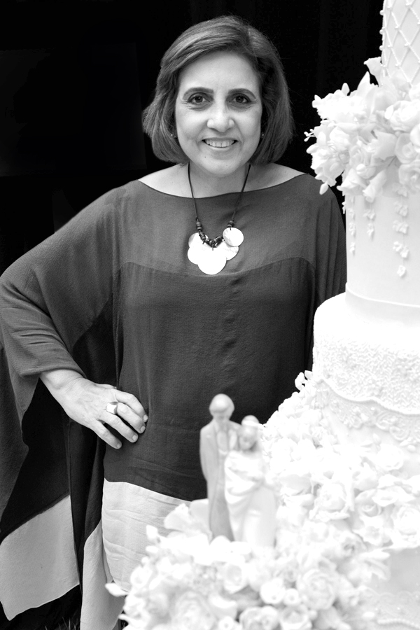 Ivana Simões aponta qual a tendência da vez para os bolos de casamento 