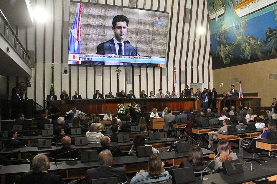 Assembleia Legislativa da Bahia realiza sessão especial em homenagem ao deputado Luis Eduardo Magalhães