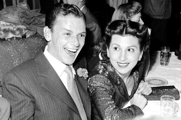 Morre, aos 101 anos, Nancy Barbato Sinatra, primeira mulher de Frank Sinatra