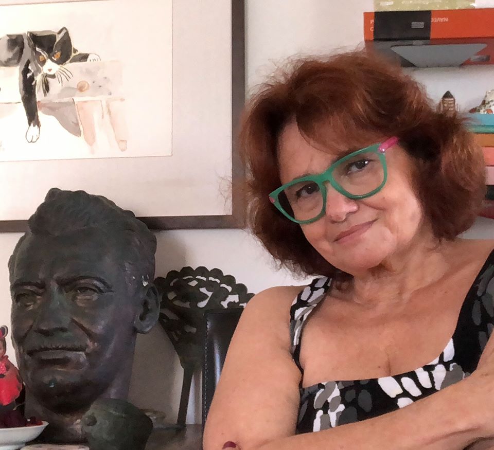 Paloma Amado lança livro de crônicas