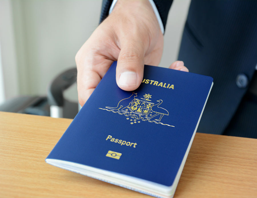 Liberação do visto aumenta buscas de estrangeiros pelo Brasil, diz pesquisa