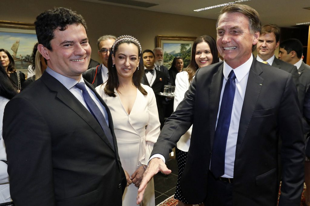 Bolsonaro confirma que indicará Sérgio Moro ao STF