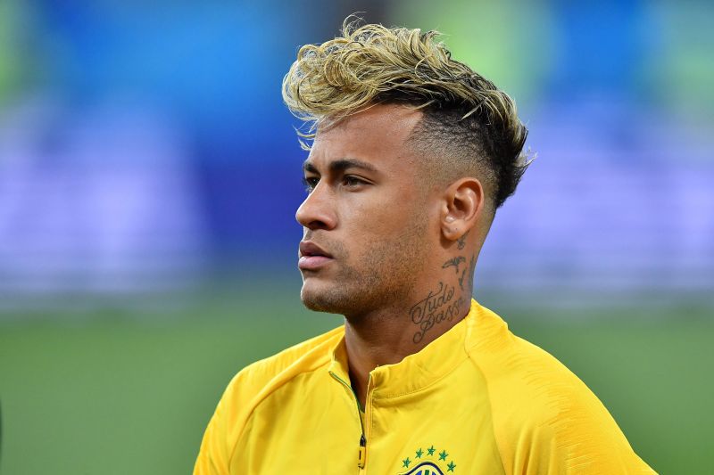 Cabeleireiro baiano é quem assina o novo penteado de Neymar
