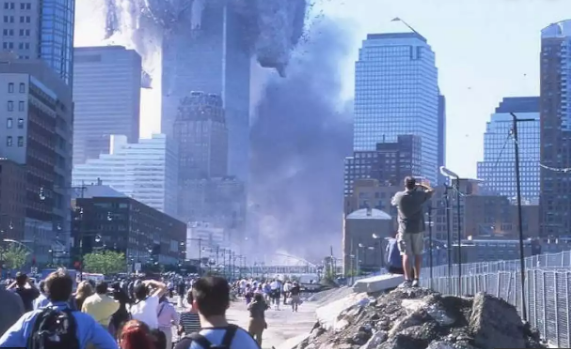 “À Sombra das Torres: O 11 de setembro em Stuyvesant” será exibido na HBO hoje (11)