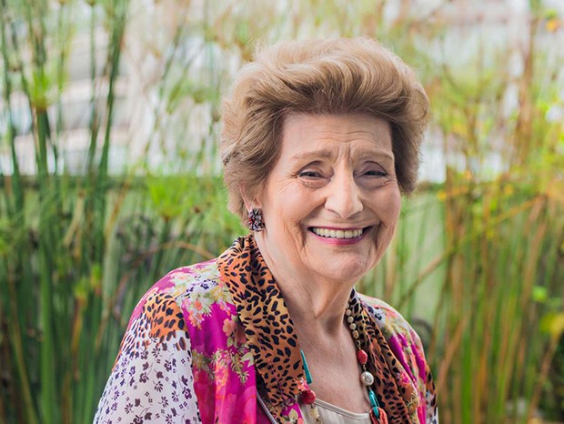 Morre aos 92 anos a escritora espírita Zibia Gasparetto