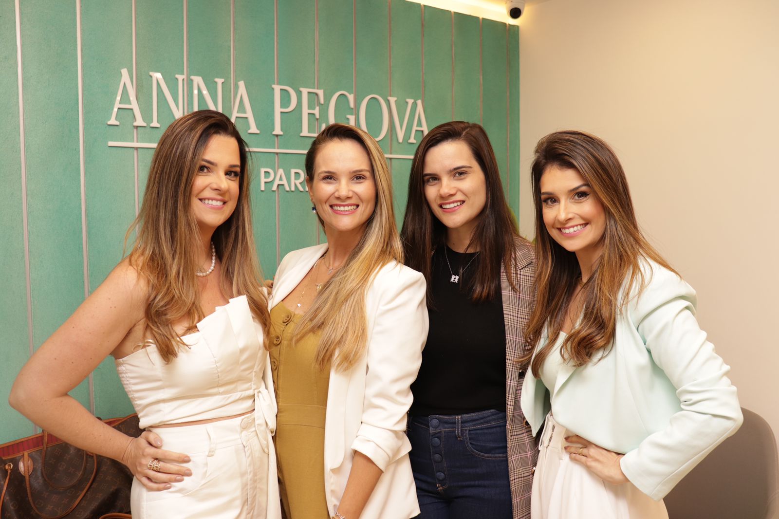 Juliana Oliveira, Paloma Cunha, Fernanda Drummond e Marina Oliveira    