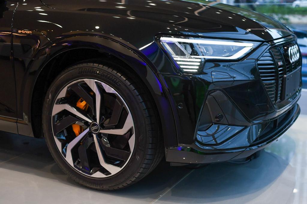  Novo Audi e-tron           