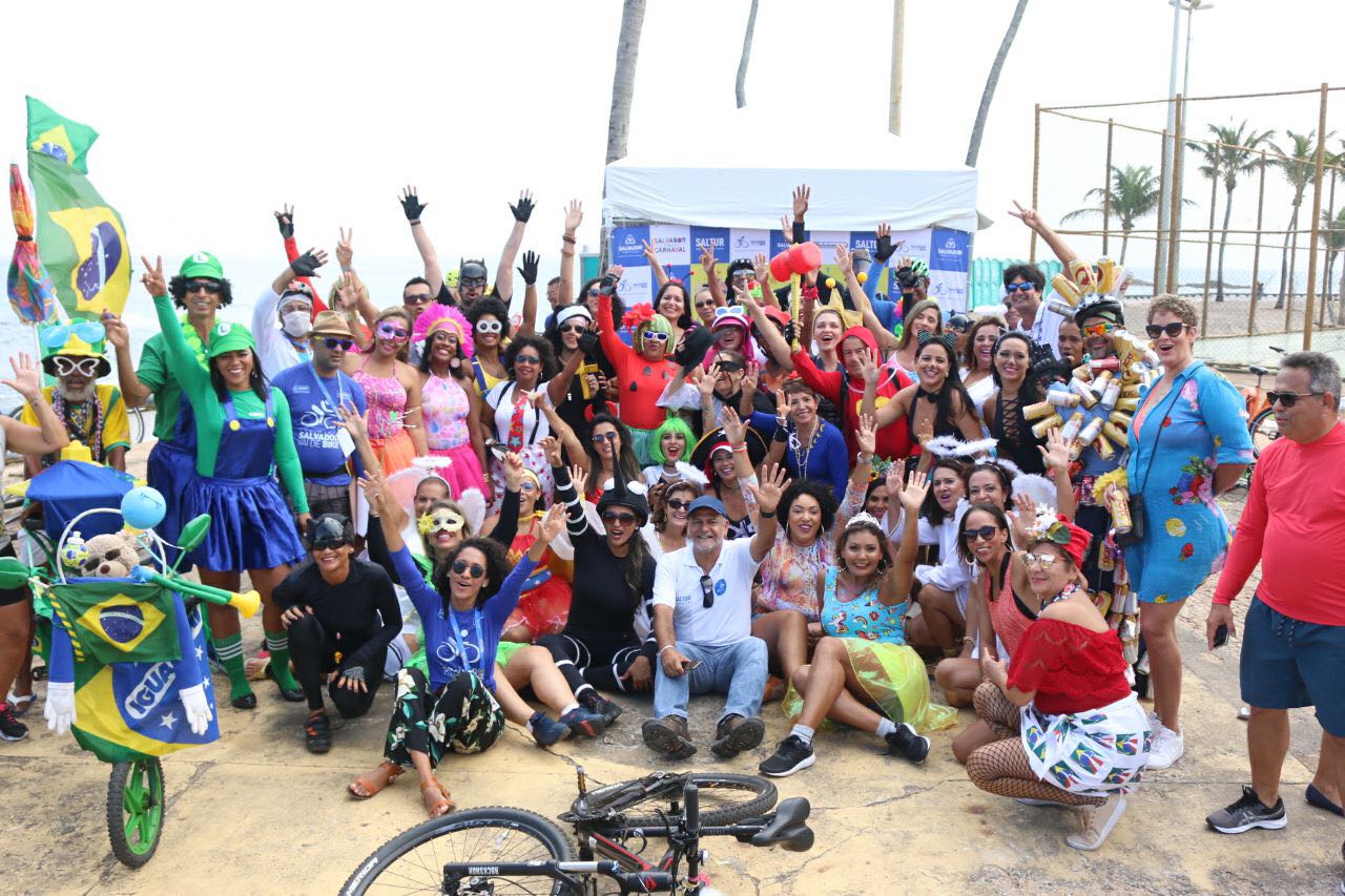 Ciclistas invadiram o pré-Carnaval de Salvador  