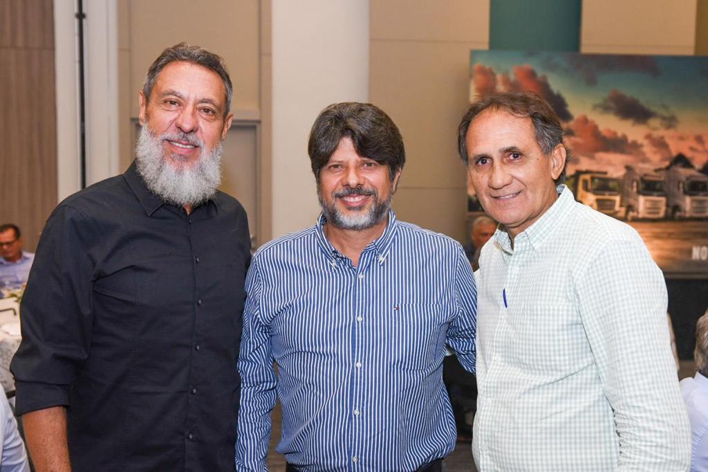Luiz Carlos Elias, Tom Peterson e Ivanildo Mendonça                   