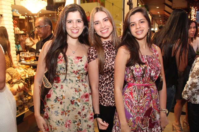 Fabiana Castro, Camila Stort e Mariana Castro