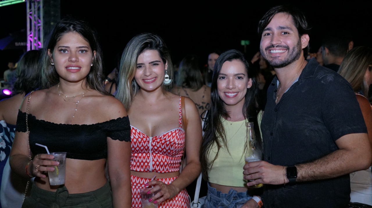 Luiza Borges, Camila Franzoni, Karla Suyanne e Guilherme Honório             
