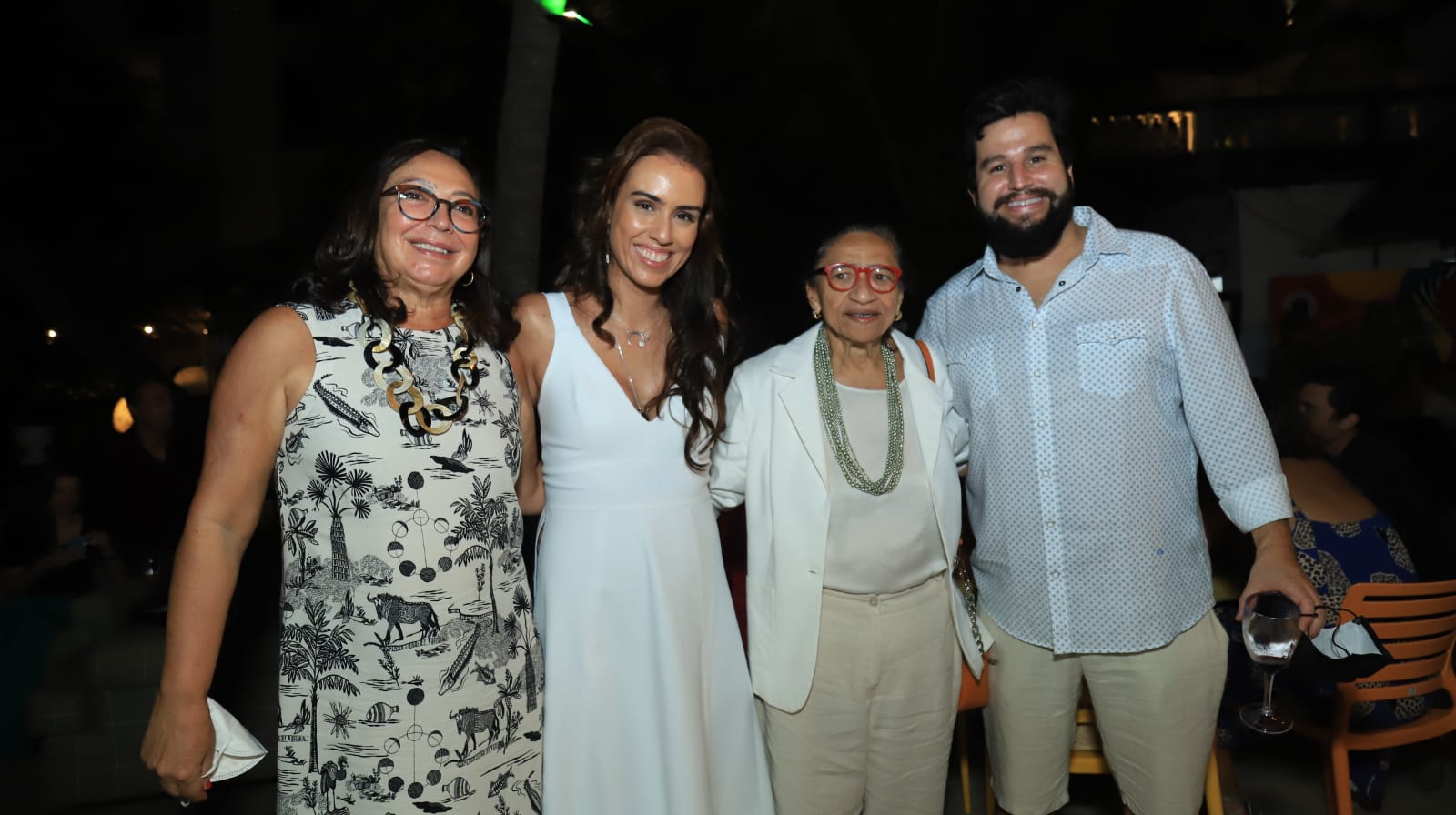 Claudia Lima, Mariana Braga, Licia Fábio e Daniel Braga                   