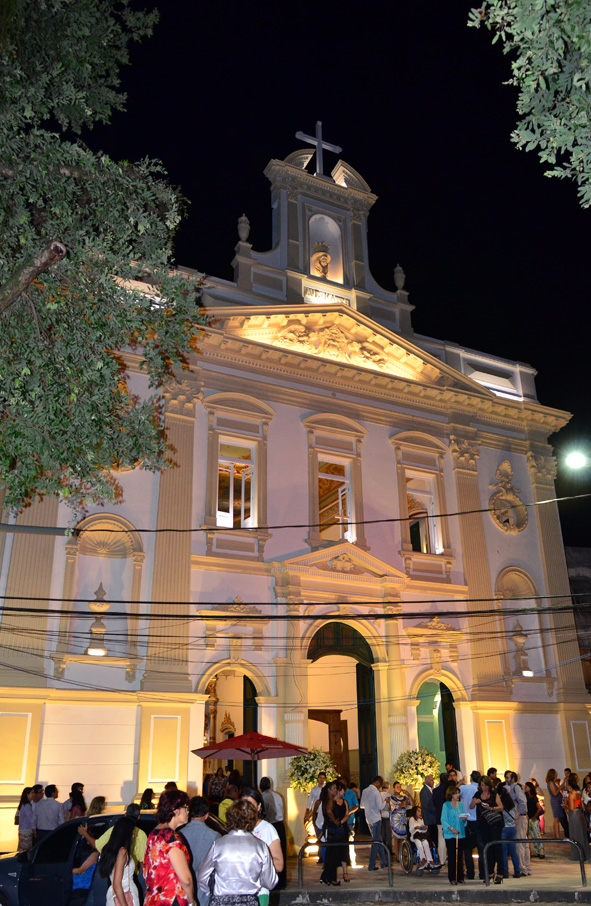 A fachada da Igreja