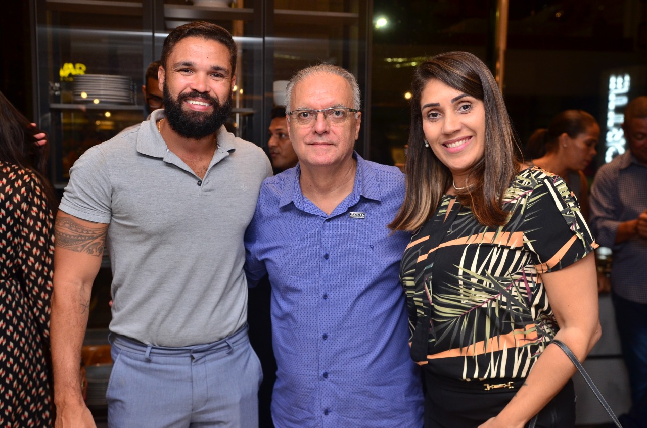 Danilo Oliveira, Jorge Amorim e Marcela Oliveira                        