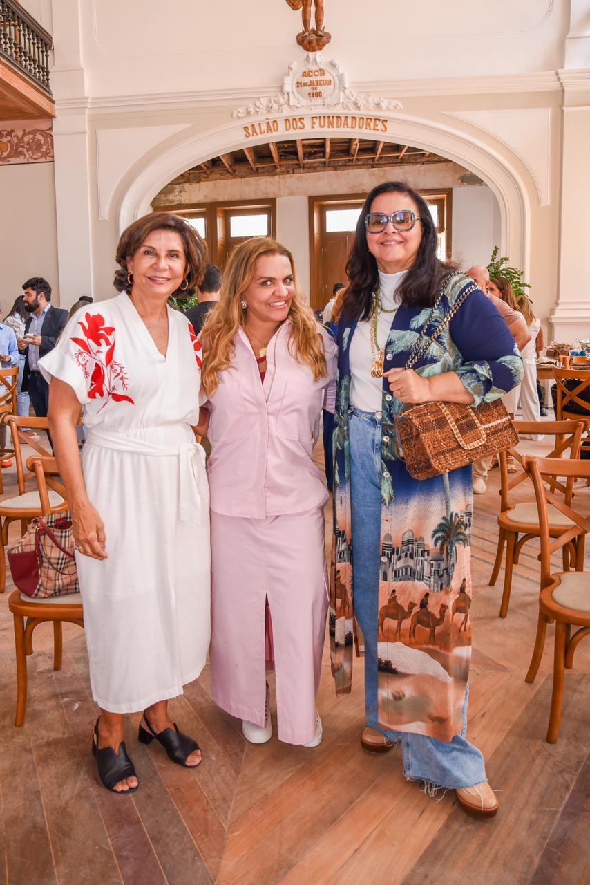 Márcia Meccia, Andrea Velame e Ana Paula Magalhães                