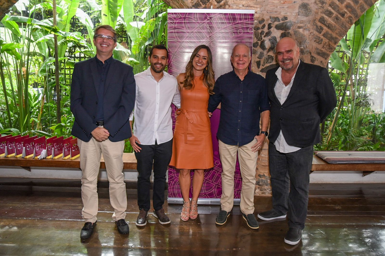 Renato Rezende, Caio Xavier Cerviño, Claudia Galvão, Paulo Coelho e Lon Menezes             