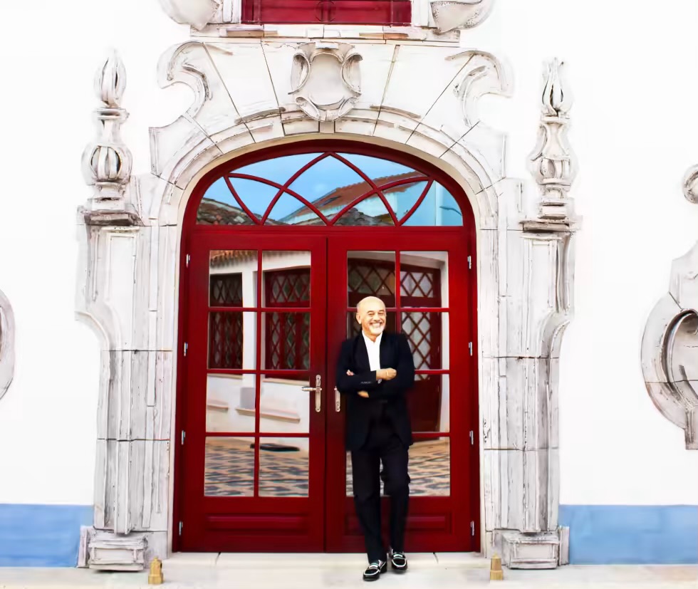 Christian Louboutin abre hotel em Portugal e entra no rol de marcas de luxo que investem no setor de hospitalidade