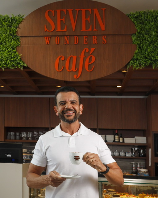 Rede Seven Wonders inaugura café em academia na Graça