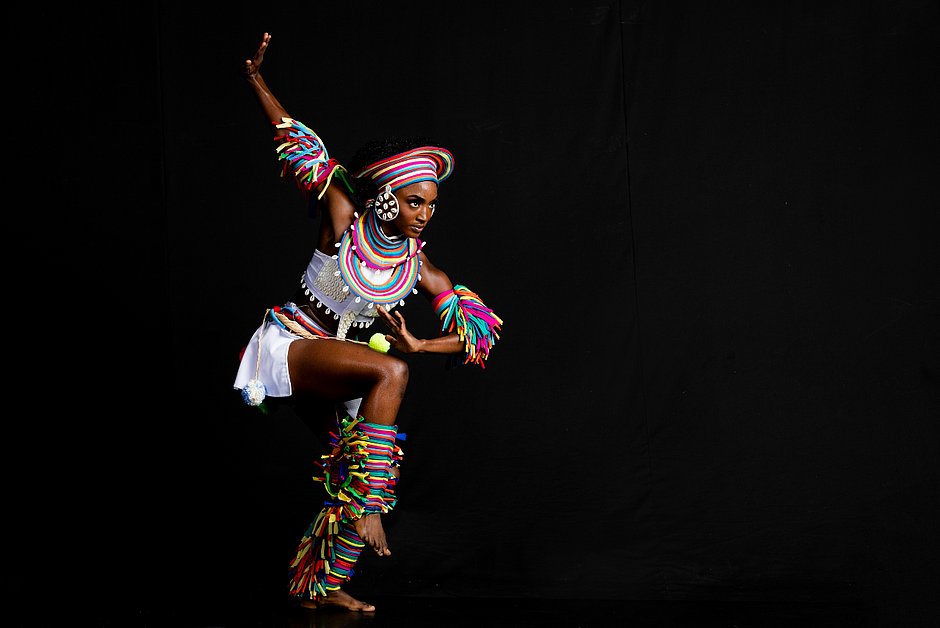 Balé Folclórico da Bahia apresenta novo espetáculo de sexta a domingo no TCA