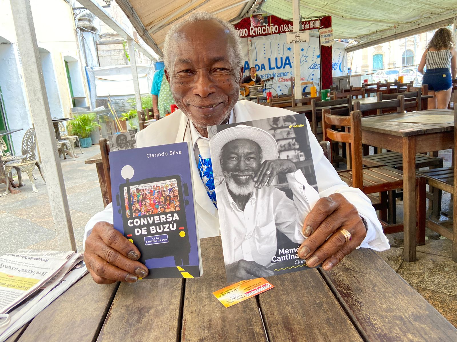 Clarindo Silva participa de 'Noite da Bahia' em São Paulo e lança livros