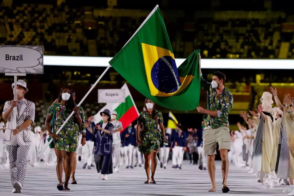 Bruninho e Ketleyn representam delegação brasileira na abertura dos jogos olímpicos