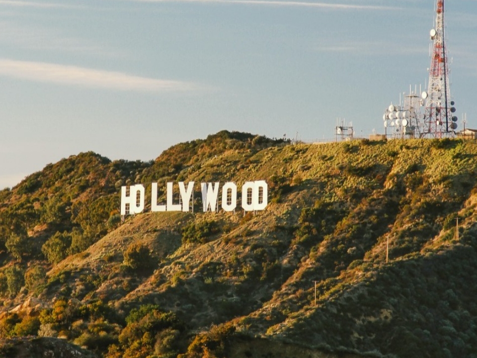 ​Roteiristas de Hollywood decidem entrar em greve; saiba o que pode acontecer