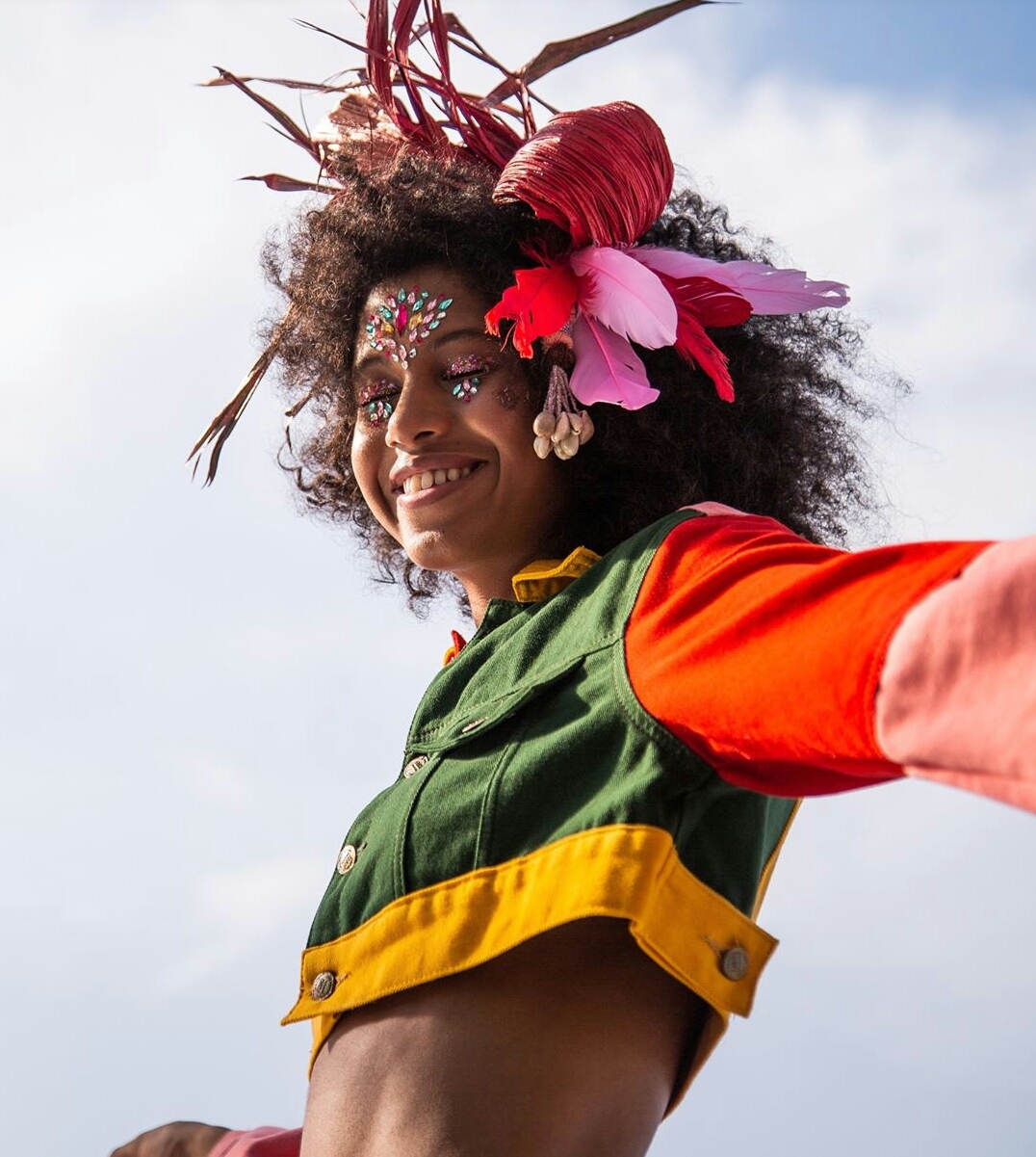 Farm lança coleção de carnaval em parceria com o Olodum