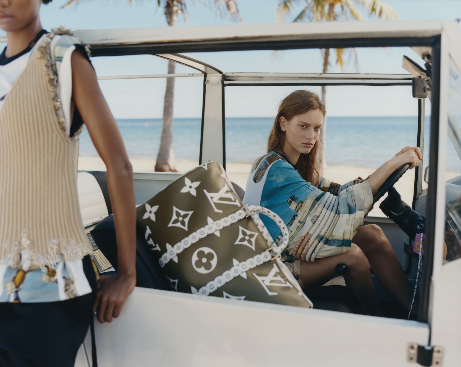Louis Vuitton reinventa tradicional monograma para o verão. Vem ver!