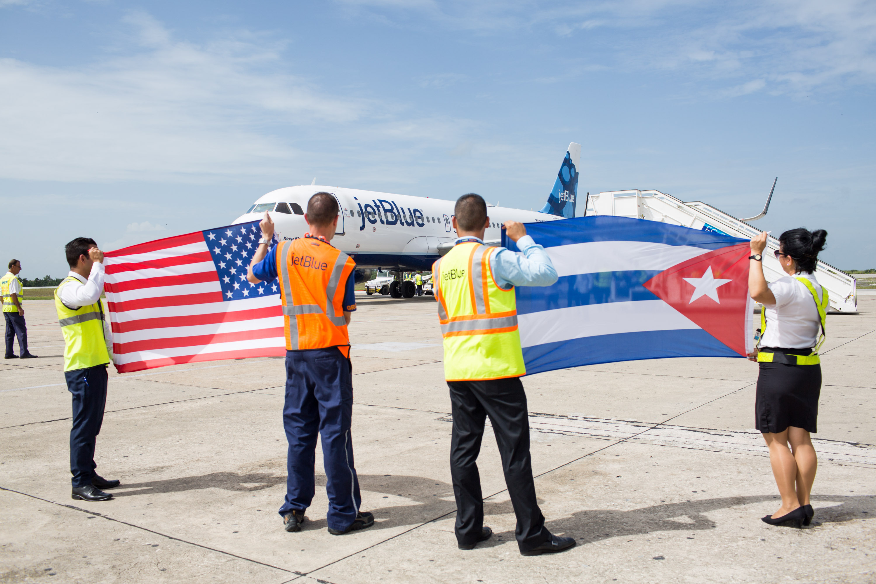 Estados Unidos retiram restrições de voo para Cuba. Entenda