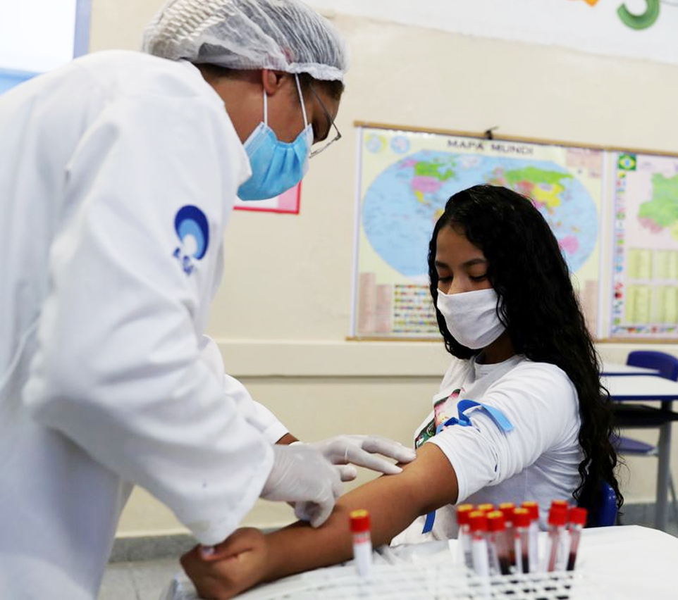 Salvador segue vacinação de adolescentes a partir de 14 anos nesta quinta (16)