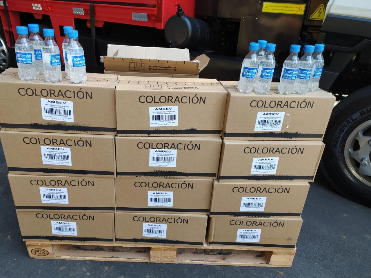   Ambev entrega 30 mil unidades de álcool em gel à Secretaria de Saúde da Bahia