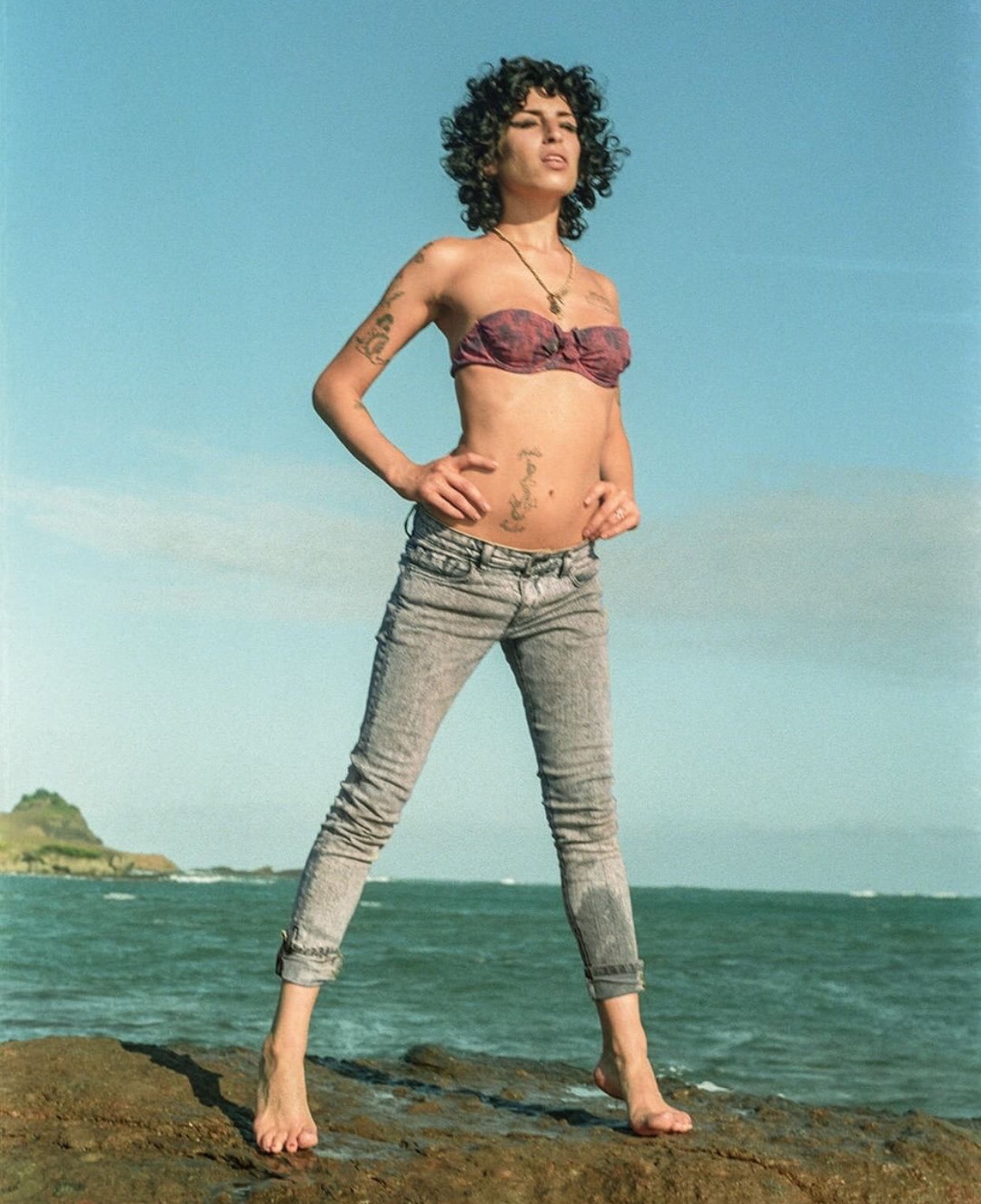 Taschen lança livro com fotografias inéditas de Amy Winehouse