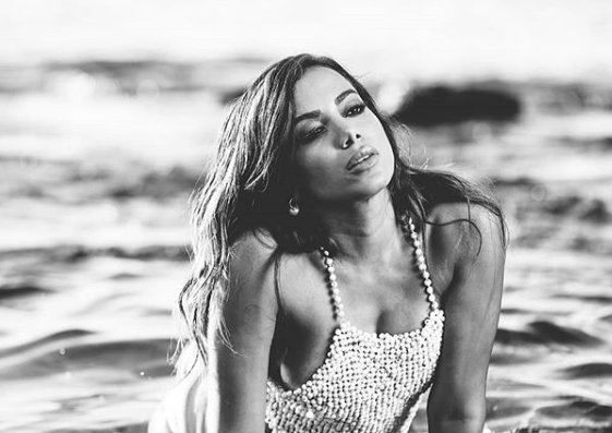  Anitta lidera mercado publicitário feminino com maior cachê do Brasil