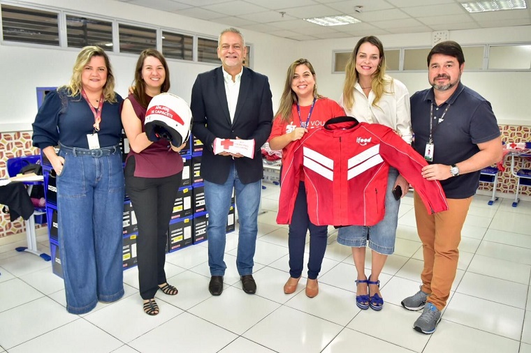 Projeto “Anjos de Capacete” promove treinamento para entregadores do IFood em Salvador
