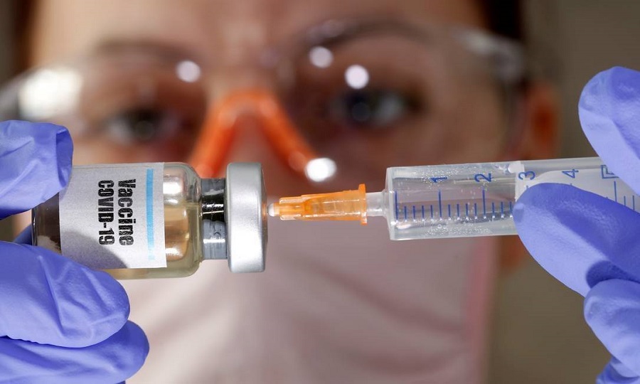 Candidata a vacina da AstraZeneca é a mais avançada contra Covid-19, diz OMS