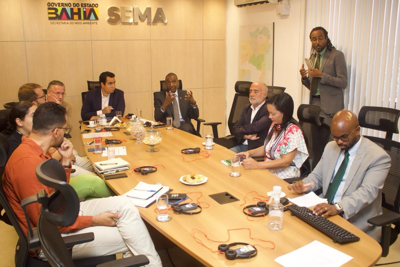 Bahia e Quênia trocam experiências sobre sustentabilidade, compensação de CO₂, replantio e tecnologia de monitoramento